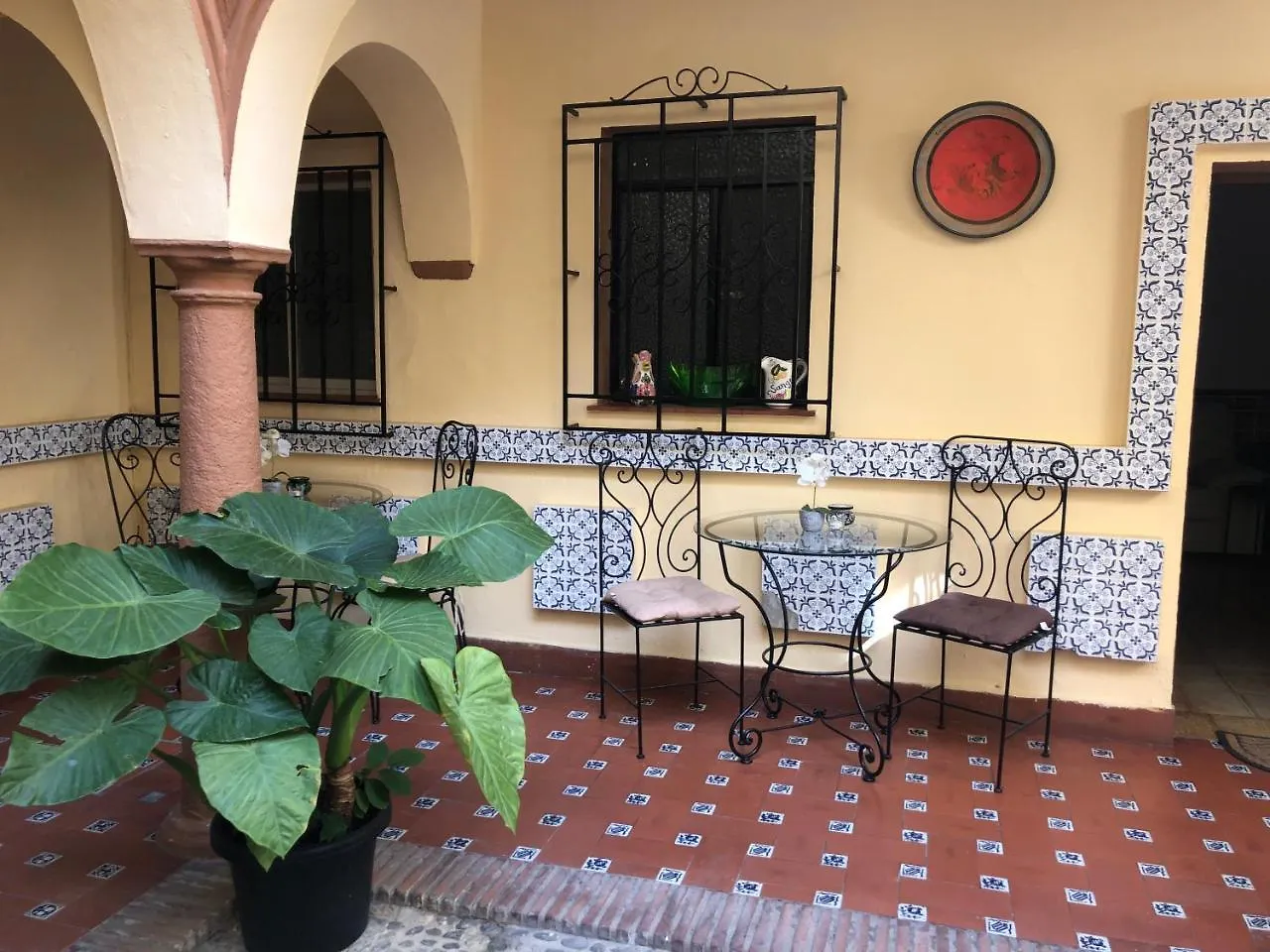 Hostal Fes Algeciras Guest house